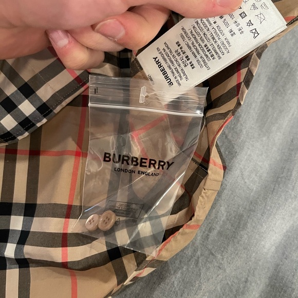 Burberry shirt - Picture 14 of 14